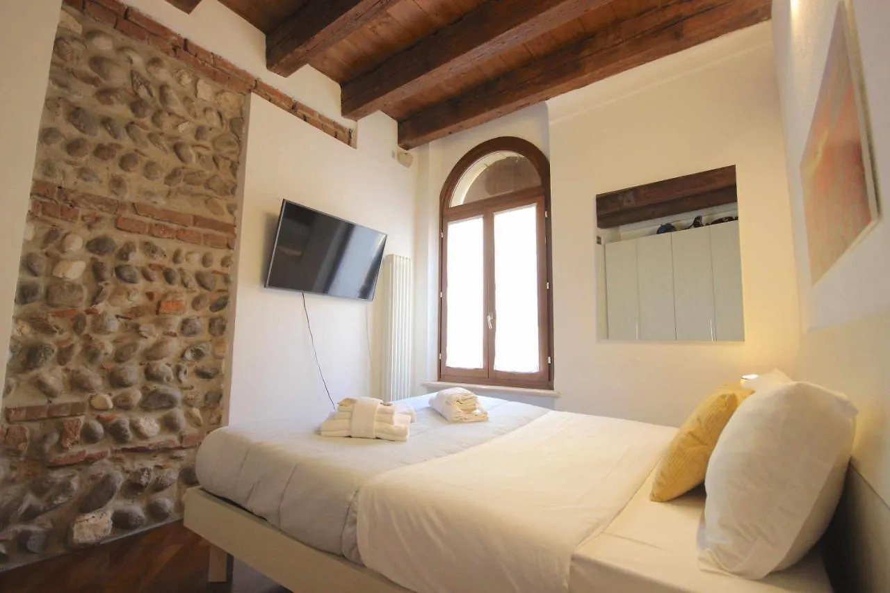 Apartment Case Vr Holiday Casa Di Mezzo Verona