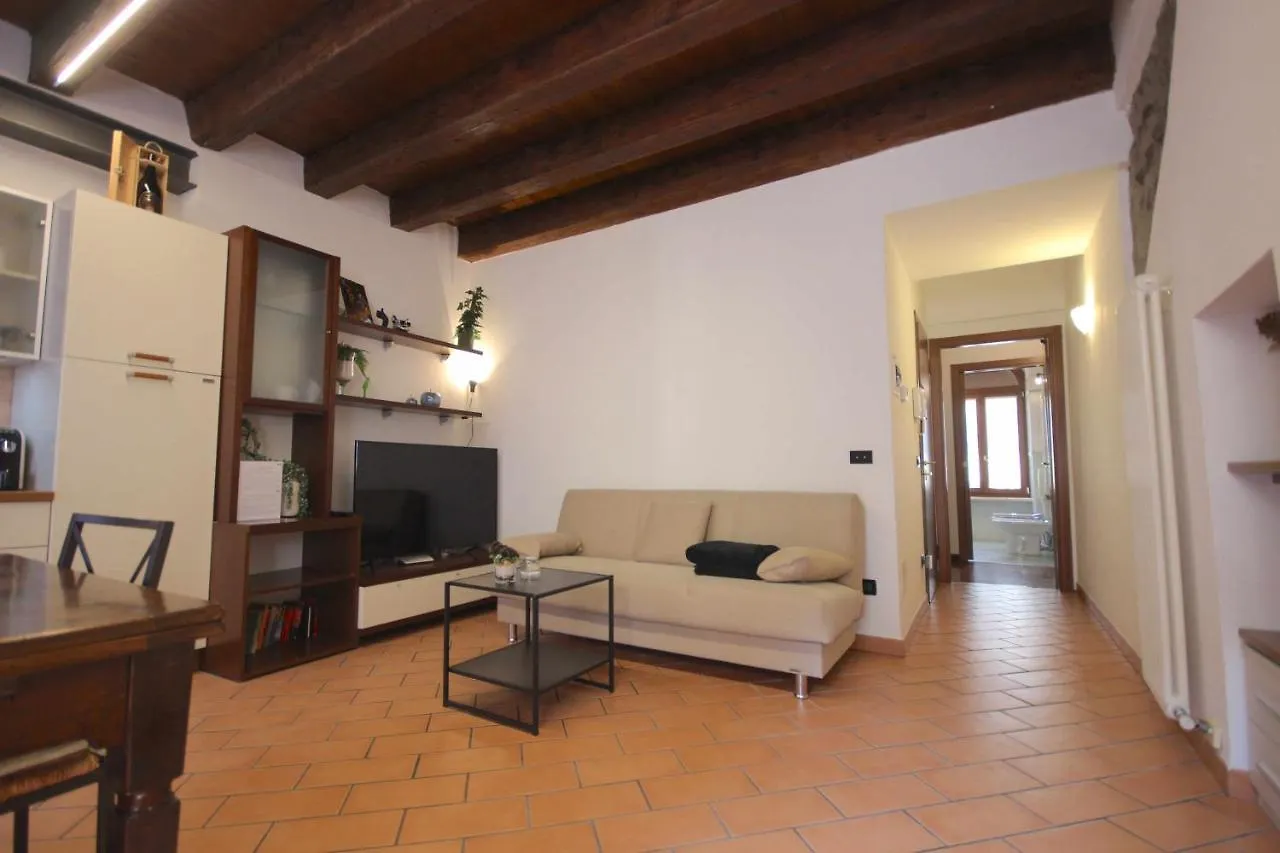 Daire Case Vr Holiday Casa Di Mezzo Verona İtalya